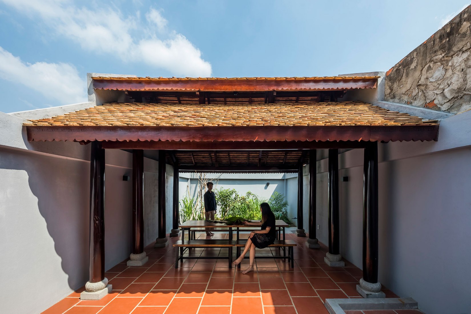 2HIEN house by CTA, Creative Architects. Photograph by Hiroyuki Oki