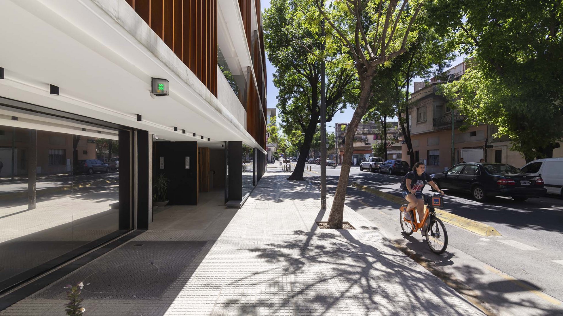 AER La Pampa Building by Cubero-Rubio arquitectos. Photograph by Ramiro Sosa