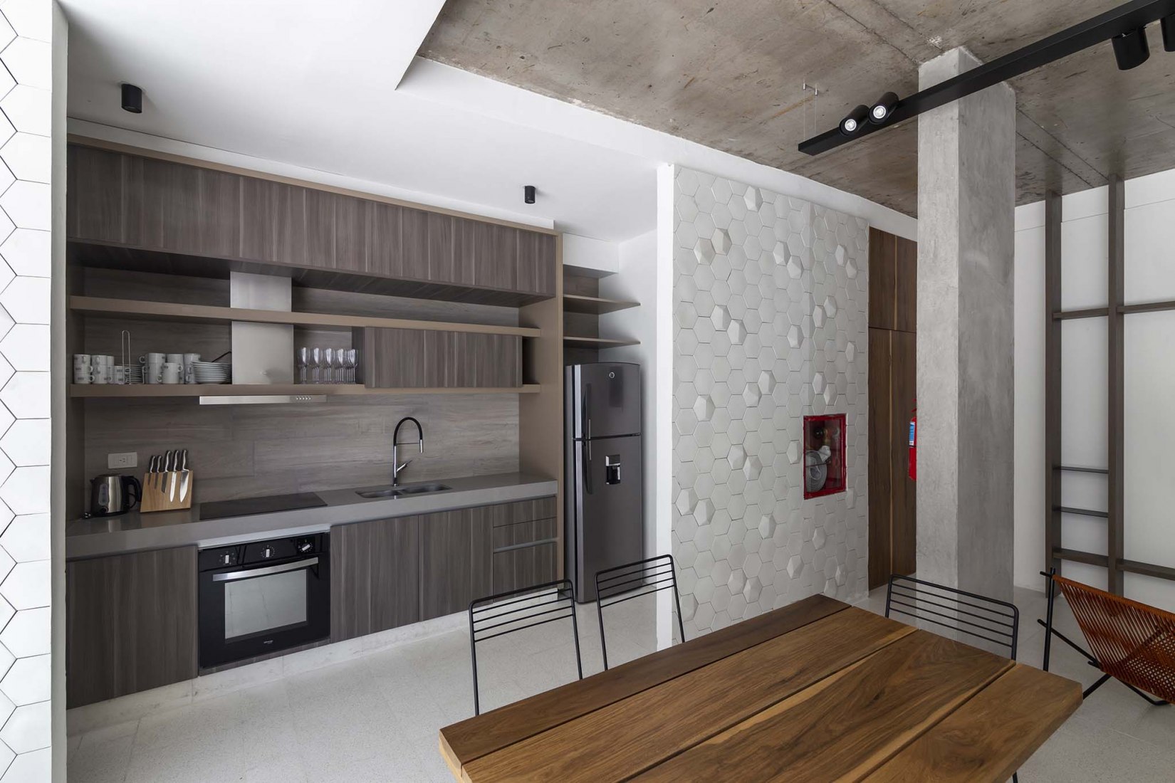 AER La Pampa Building by Cubero-Rubio arquitectos. Photograph by Ramiro Sosa