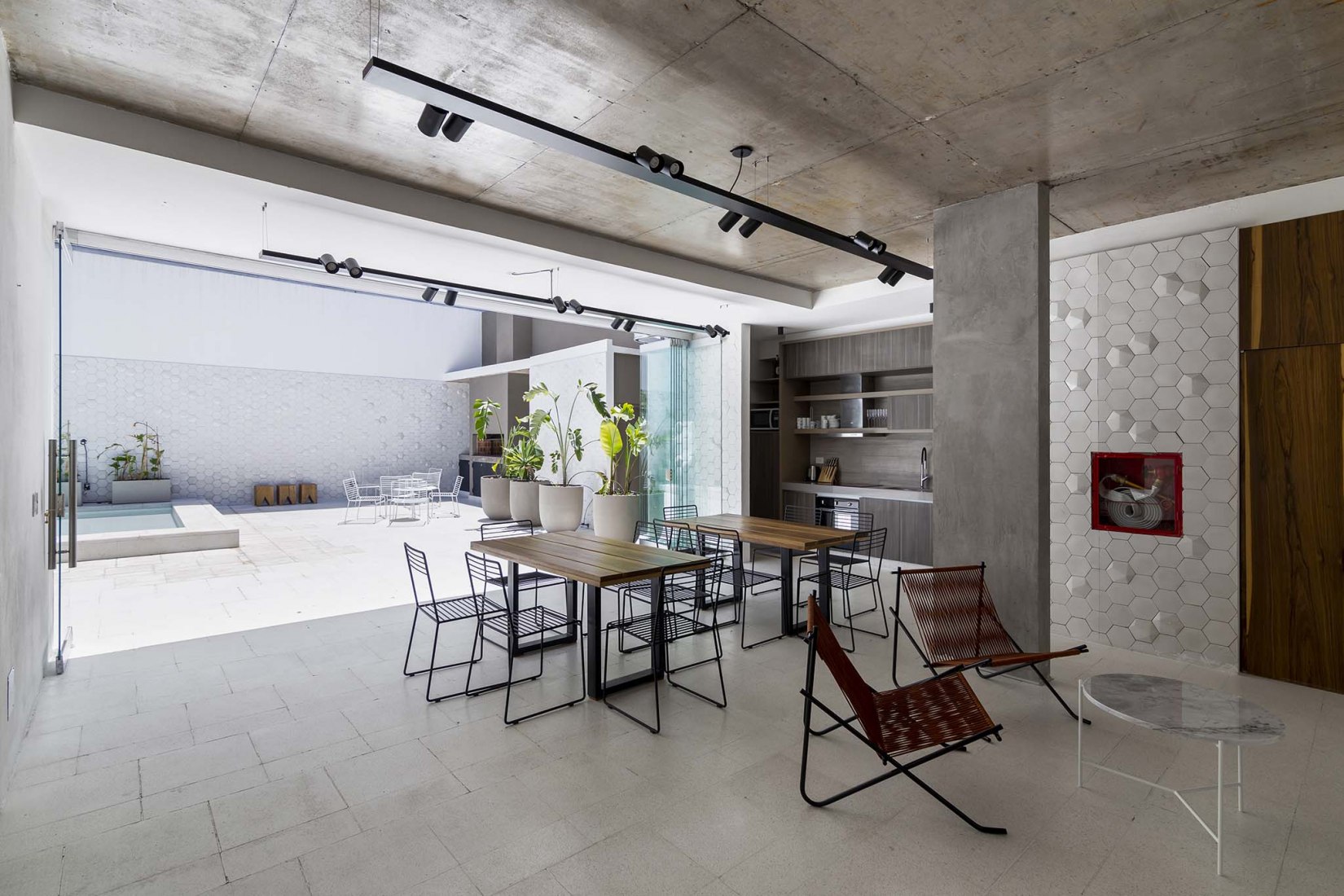 AER La Pampa Building by Cubero-Rubio arquitectos. Photograph by Ramiro Sosa