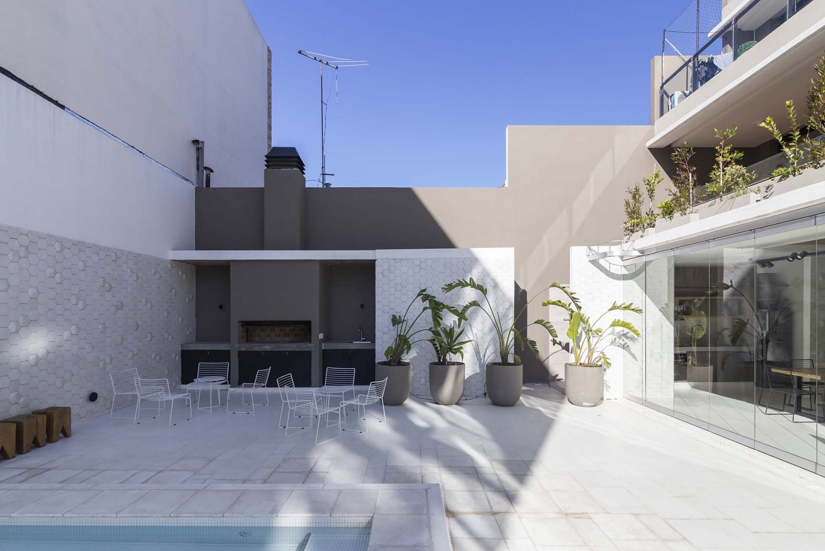 AER La Pampa Building by Cubero-Rubio arquitectos. Photograph by Ramiro Sosa