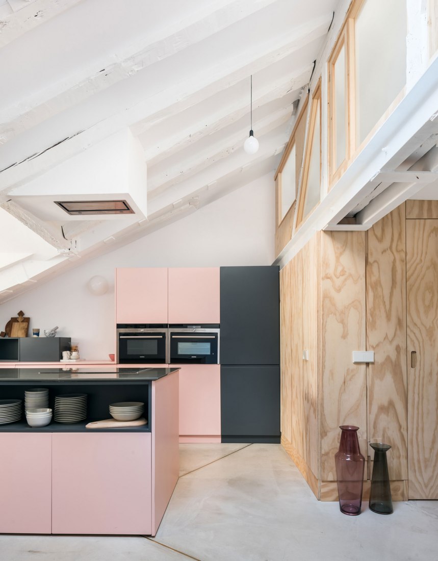 The Hulu House by CumuloLimbo Studio. Photograph by Javier de Paz García