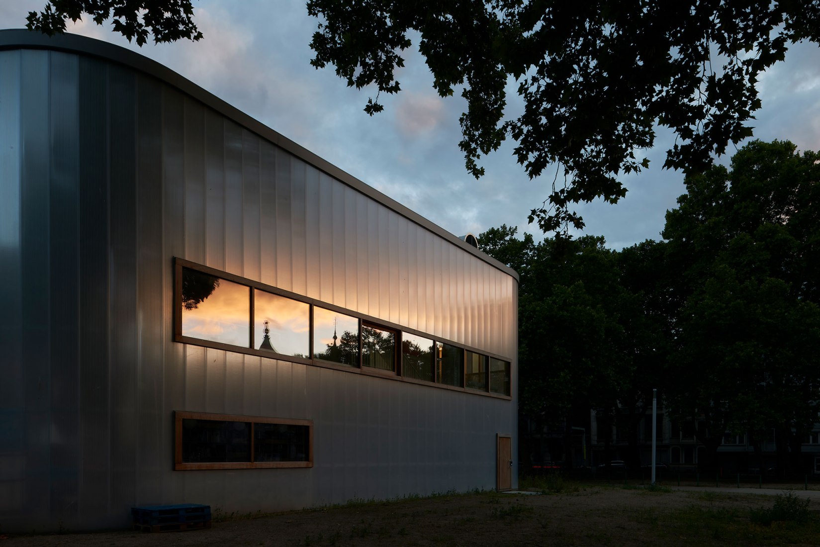 Trinkhall Museum por Atelier d'architecture Aloys Beguin - Brigitte Massart. Fotografía por Alain Janssens.