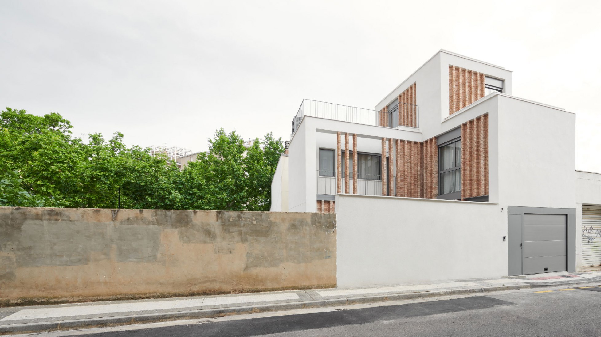 Mitmac House by DANA Arquitectos. Photograph by Iñaki Bergera.