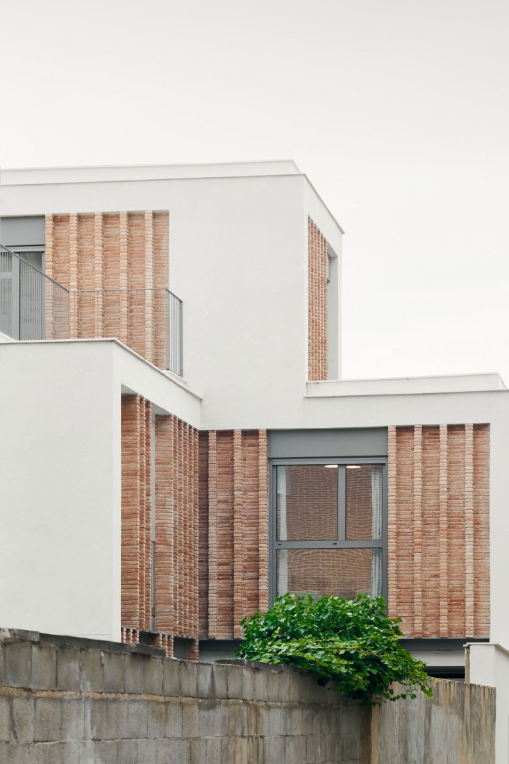 Mitmac House by DANA Arquitectos. Photograph by Iñaki Bergera.