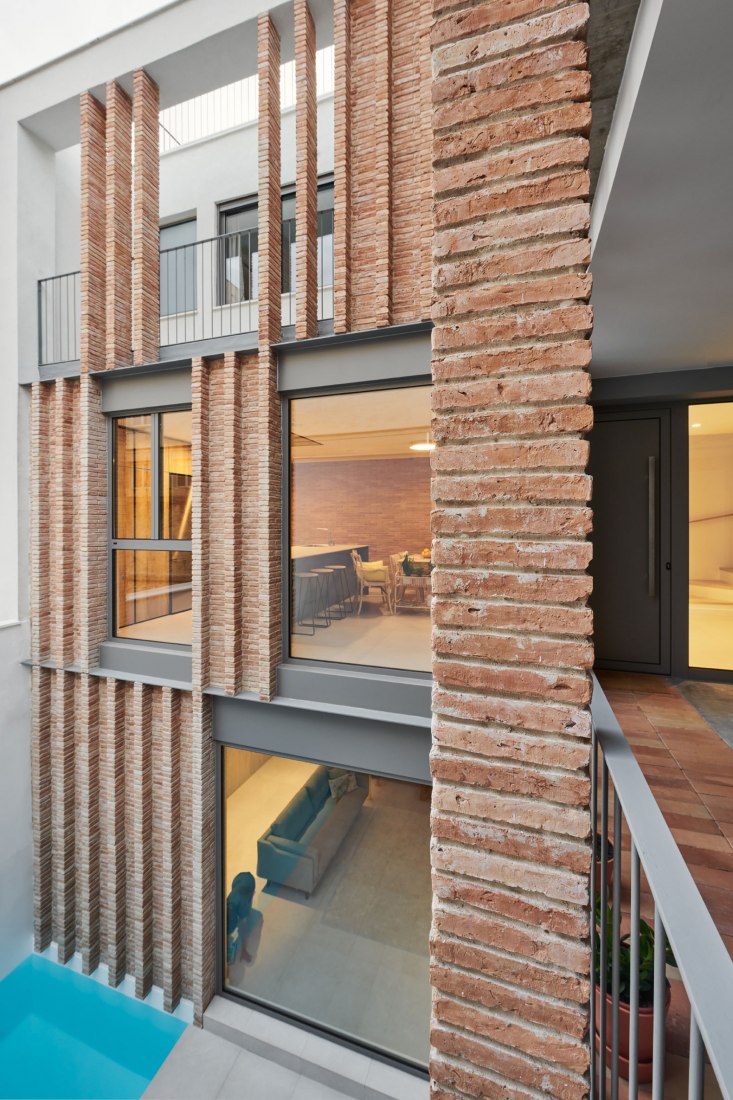 Mitmac House by DANA Arquitectos. Photograph by Iñaki Bergera.