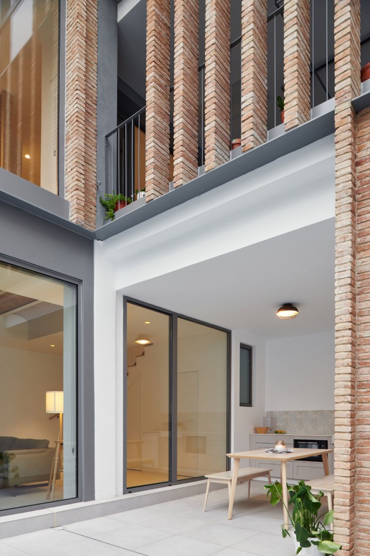 Mitmac House by DANA Arquitectos. Photograph by Iñaki Bergera.