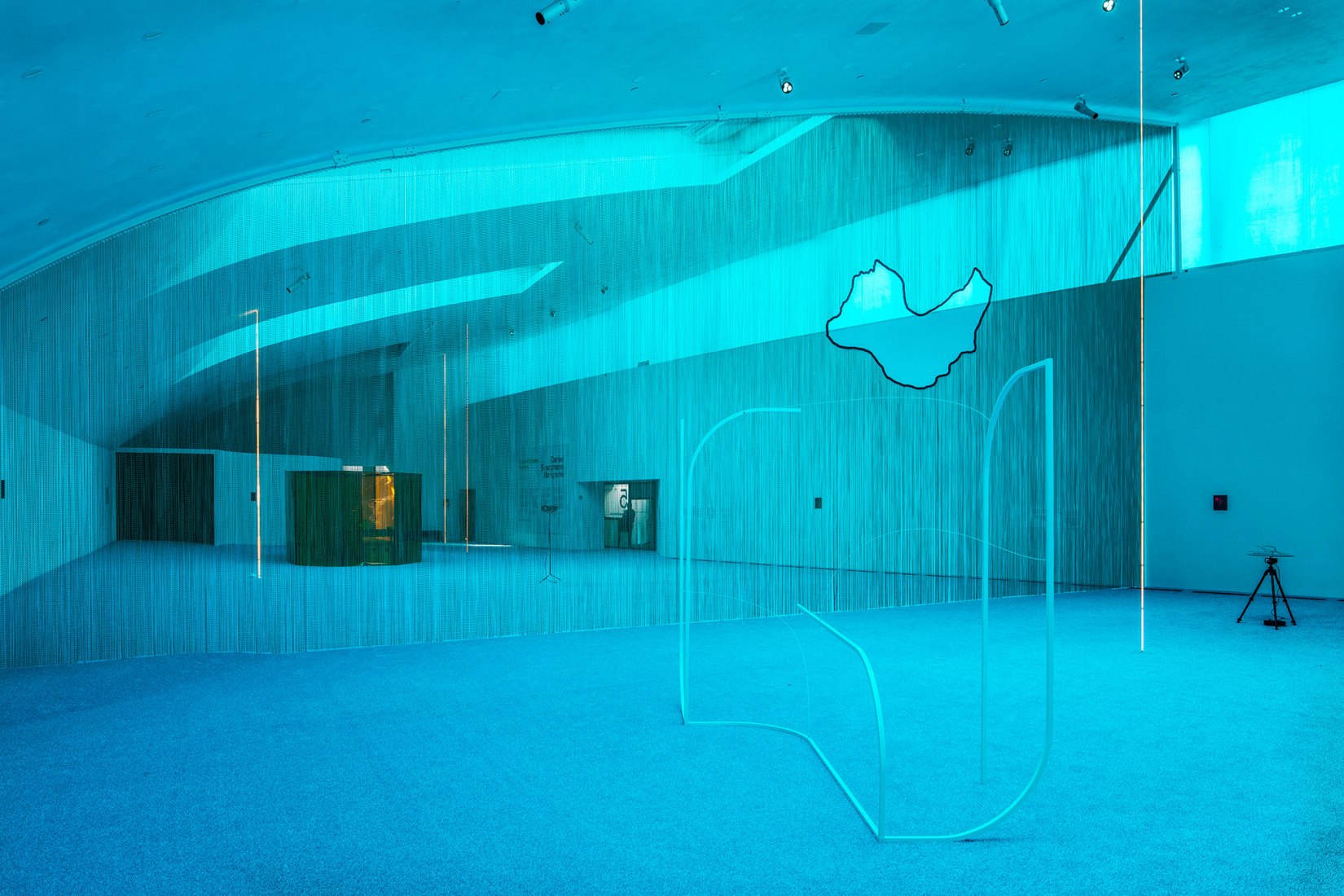 Daniel Steegmann Mangrané, vista de instalación. Fotografía por Petri Virtanen / Galería Nacional de Finlandia