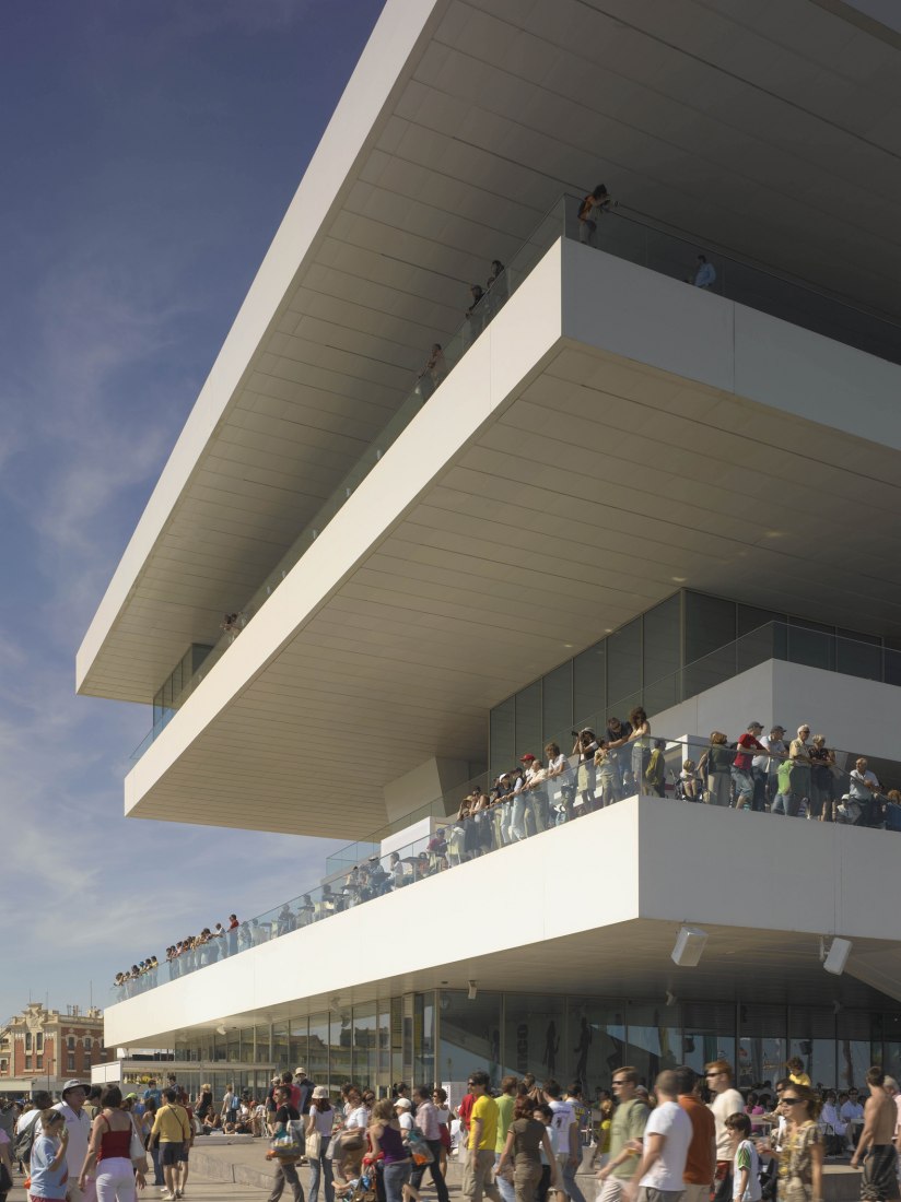 America’s Cup Building ‘Veles e Vents,' photograph courtesy of Christian Richters