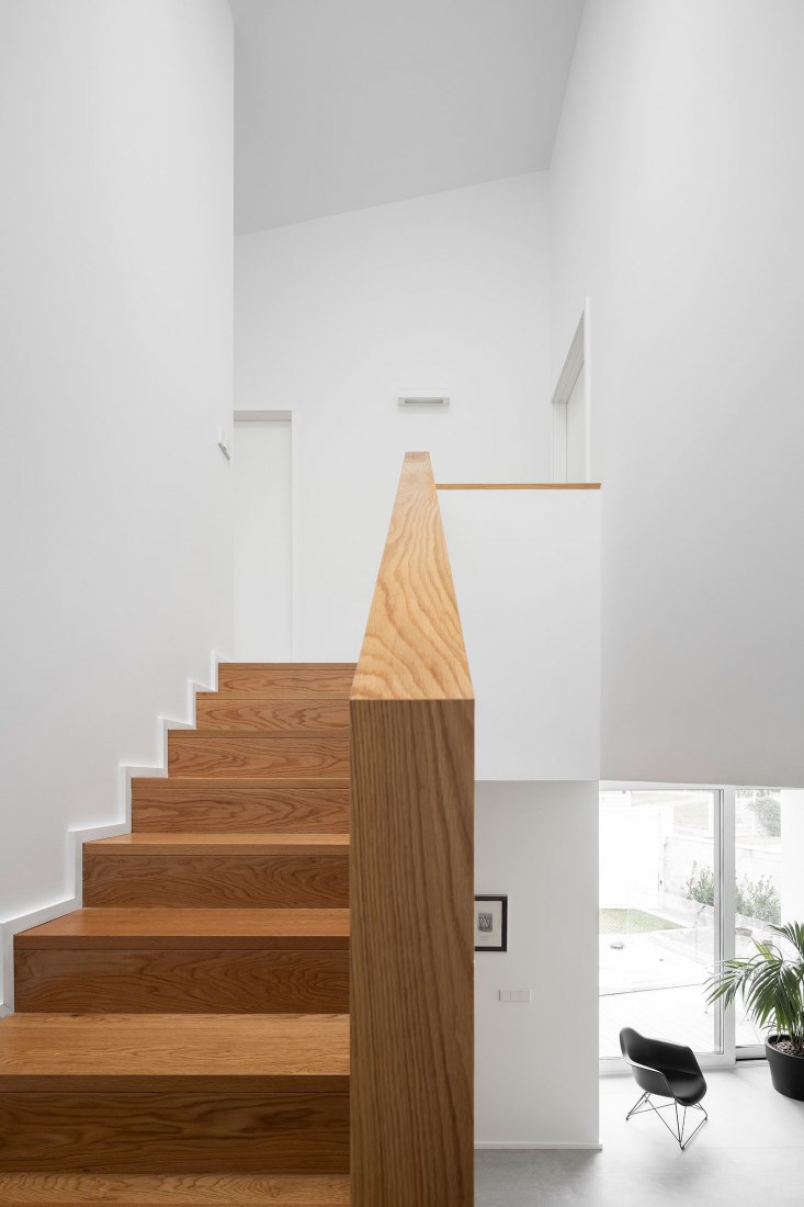 Casa Madreselva por David Olmos Arquitectos. Fotografía por Ivo Tavares Studio