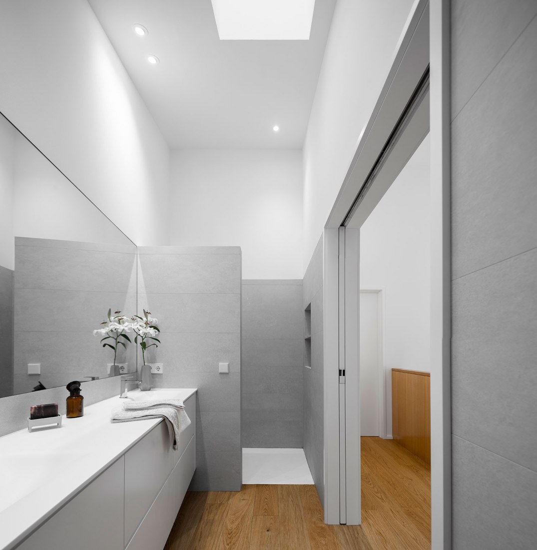 Casa Madreselva por David Olmos Arquitectos. Fotografía por Ivo Tavares Studio