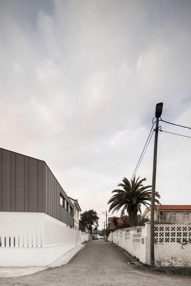 Casa Madreselva por David Olmos Arquitectos. Fotografía por Ivo Tavares Studio