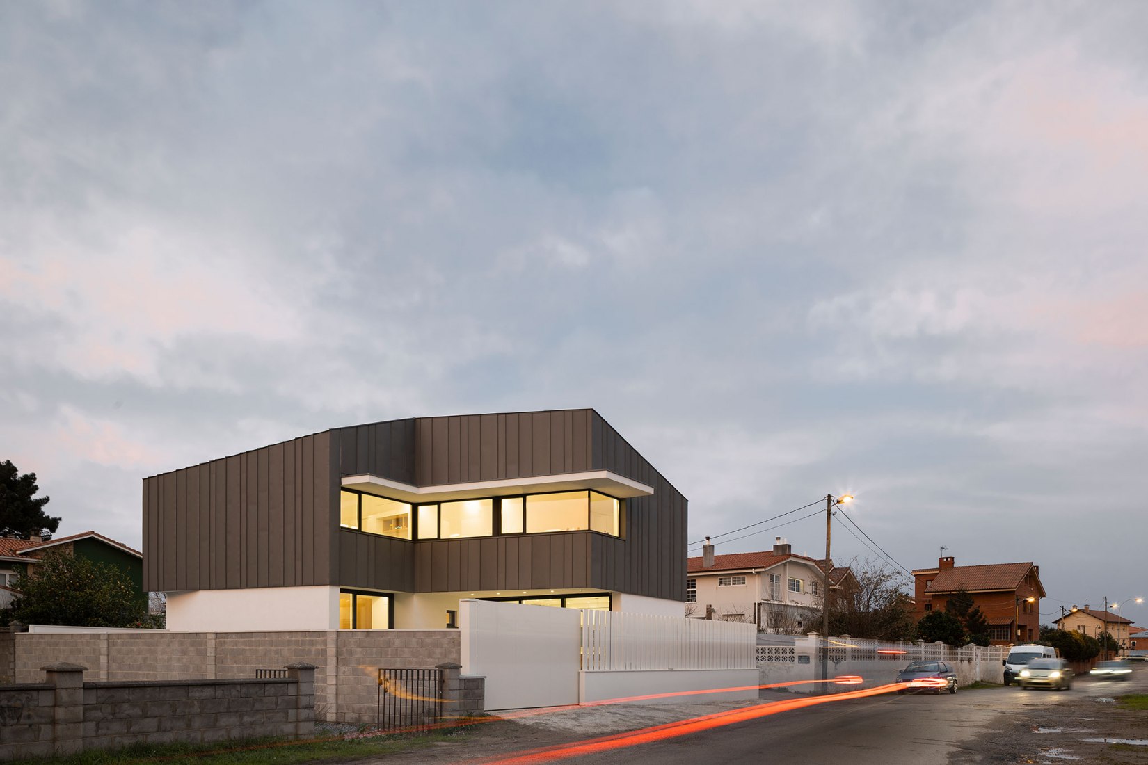 Casa Madreselva por David Olmos Arquitectos. Fotografía por Ivo Tavares Studio