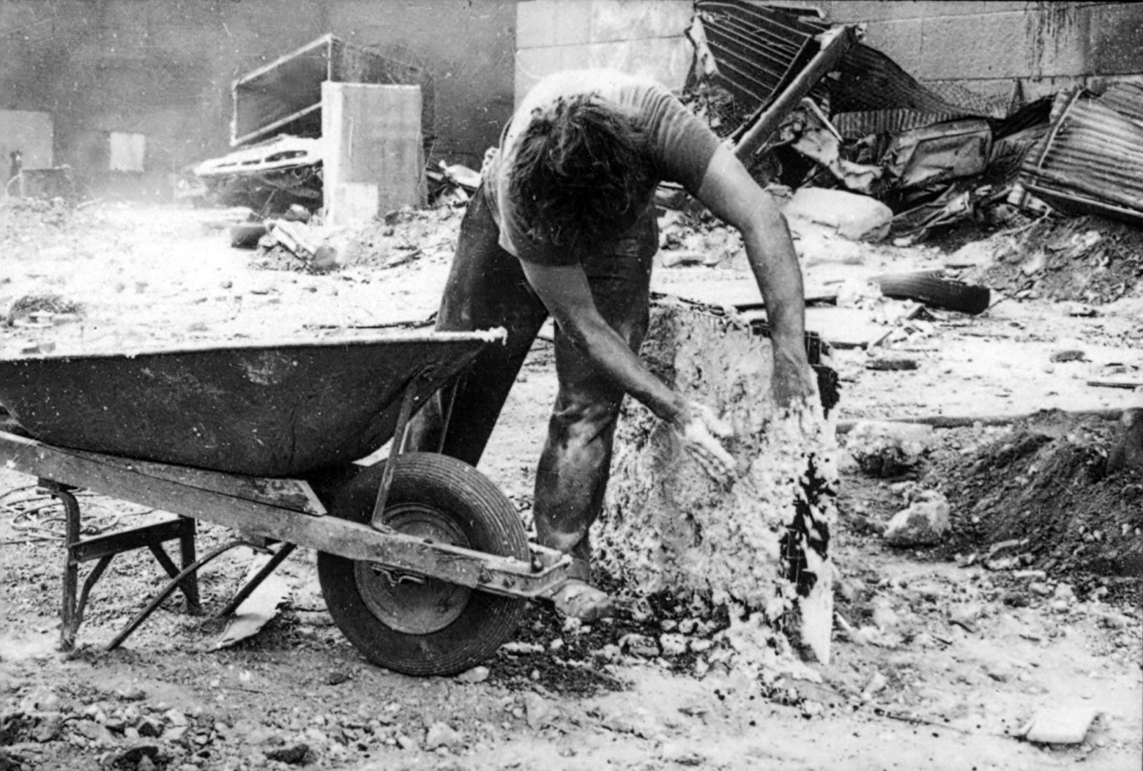 Gordon Matta-Clark, c. 1971 © The Estate of Gordon Matta-Clark / Artists Rights Society (ARS), New York Courtesy The Estate of Gordon Matta-Clark and David Zwirner