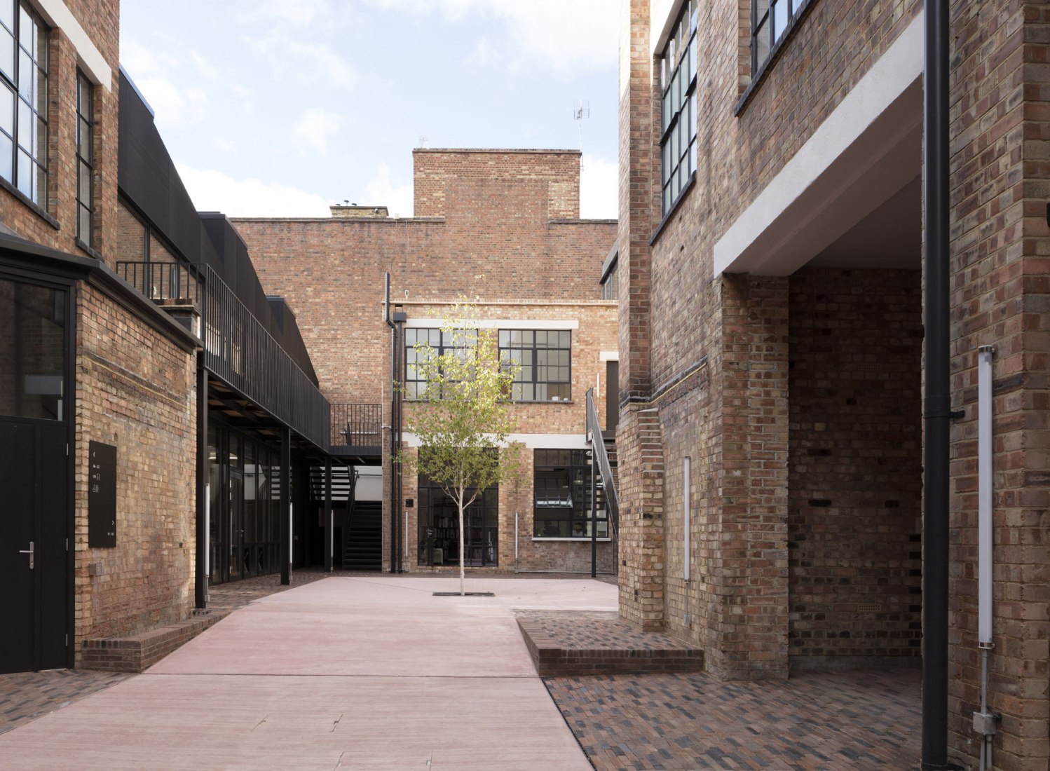 De Beauvoir Block by Henley Halebrown. Photograph by Nick Kane. Courtesy of RIBA