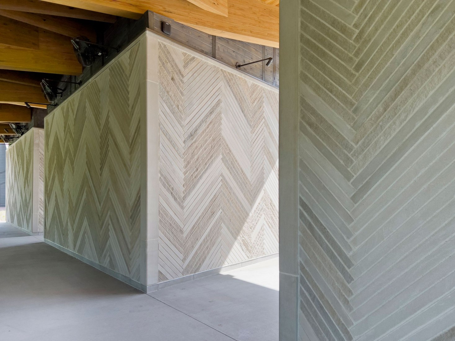 Locust Grove Event Pavilion by de Leon & Primmer Architecture Workshop. Image courtesy de Leon & Primmer Architecture Workshop.