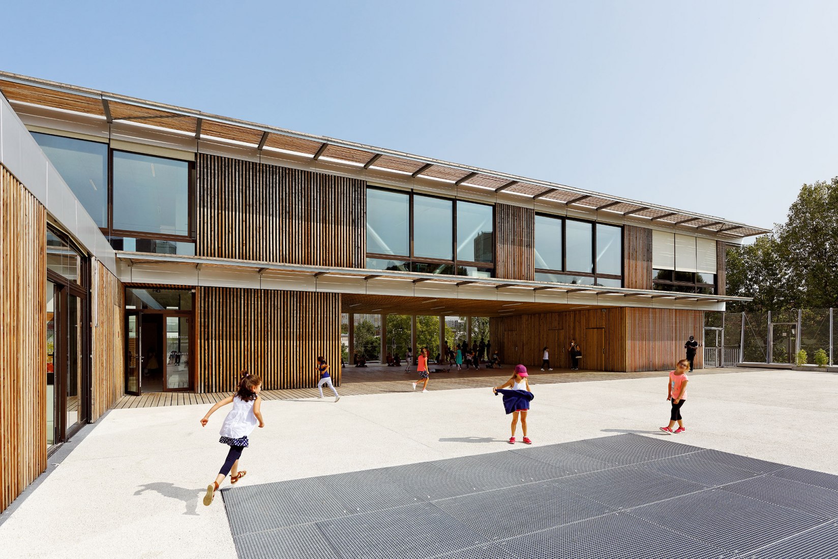 Centro Escolar y de Actividades en Antony por Dietmar Feichtinger Architectes. Fotografía por David Boureau