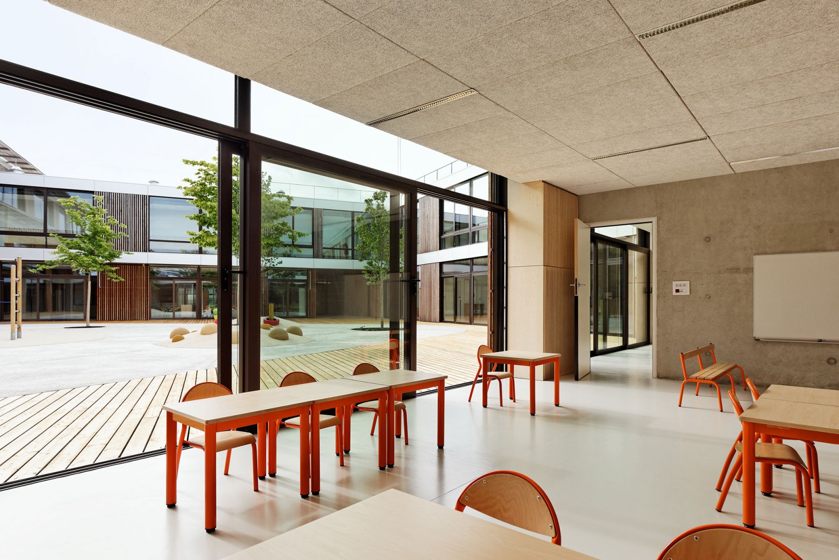 Centro Escolar y de Actividades en Antony por Dietmar Feichtinger Architectes. Fotografía por David Boureau