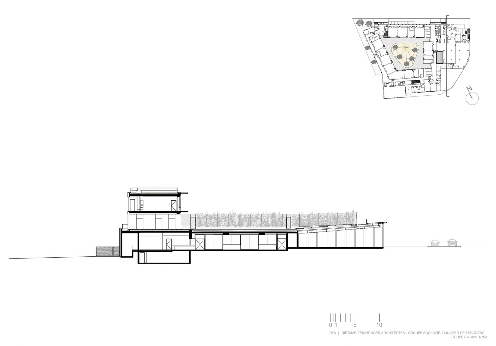 Sección C-C'. Centro Escolar y de Actividades en Antony por Dietmar Feichtinger Architectes