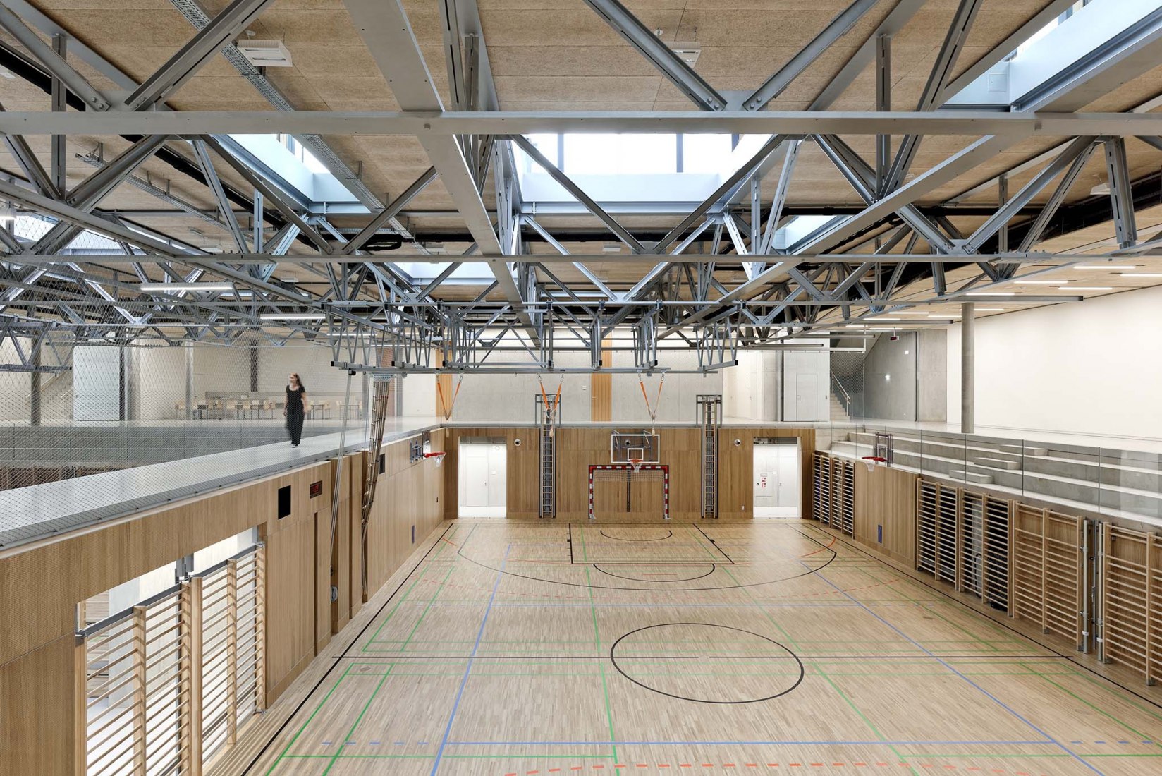 Complejo escolar Gloggnitz por DFA Dietmar Feichtinger Architectes. Fotografía por David Boureau