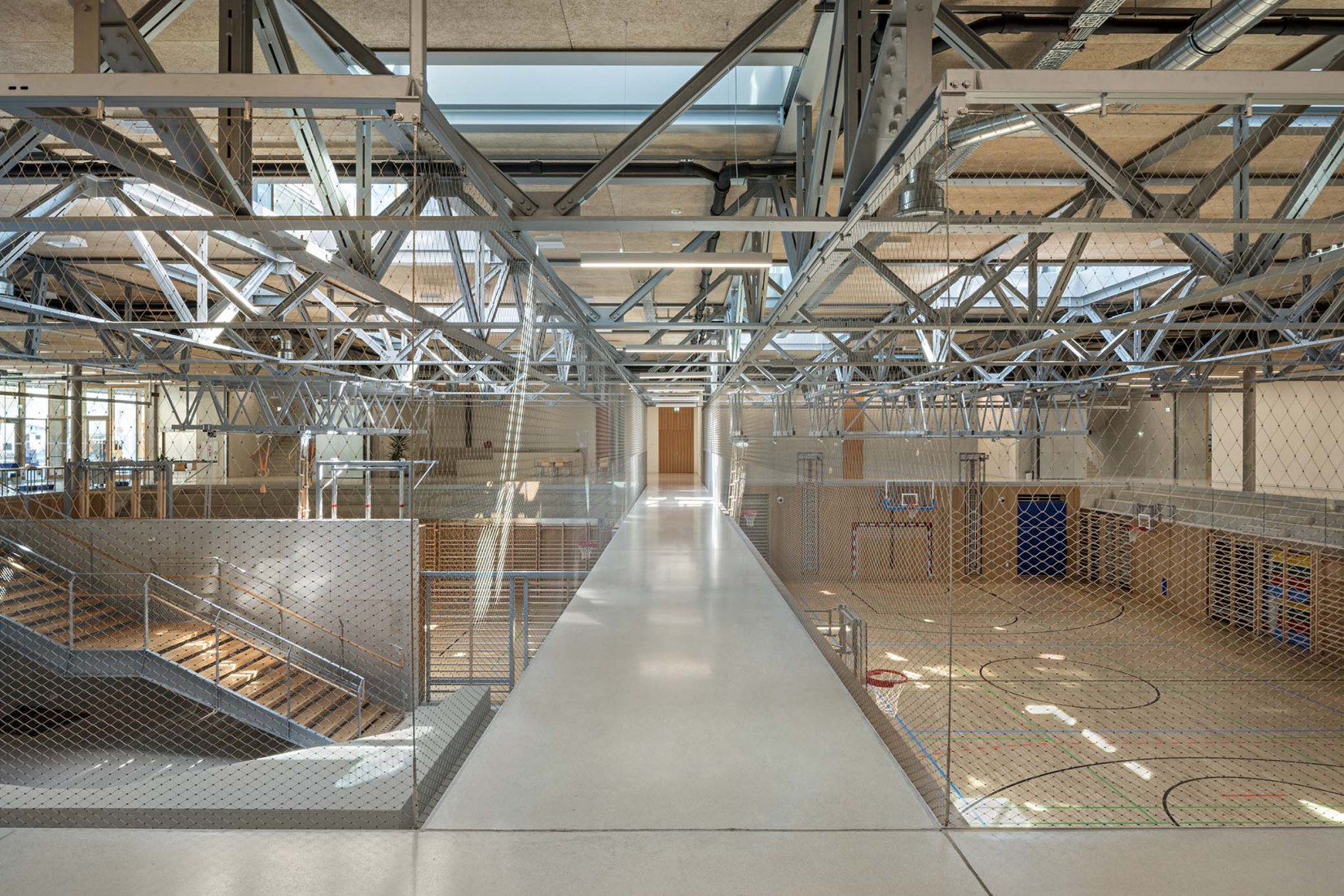 Complejo escolar Gloggnitz por DFA Dietmar Feichtinger Architectes. Fotografía por David Boureau