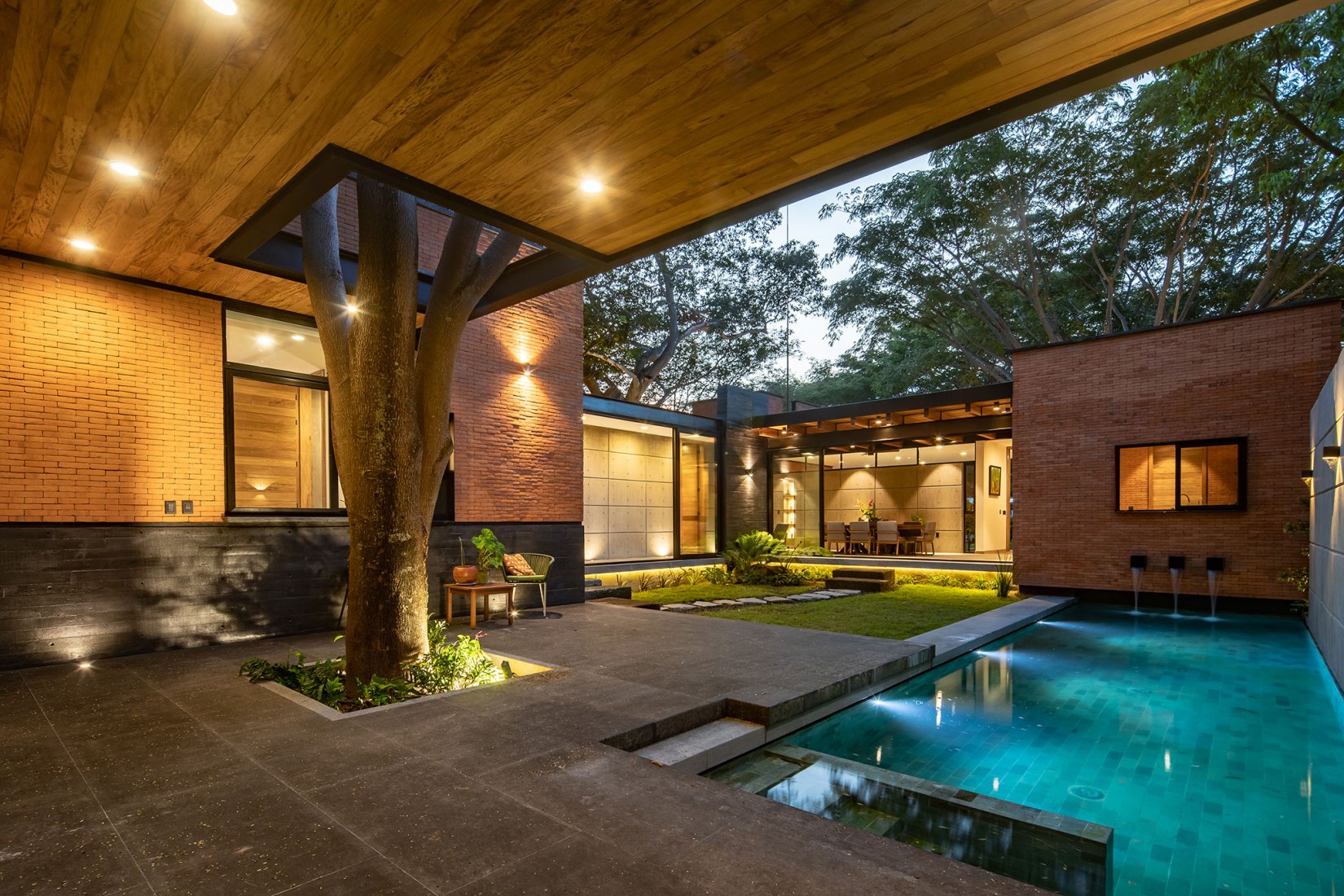 Keita house by Di Frenna Arquitectos.  Photography by Onnis Luque.
