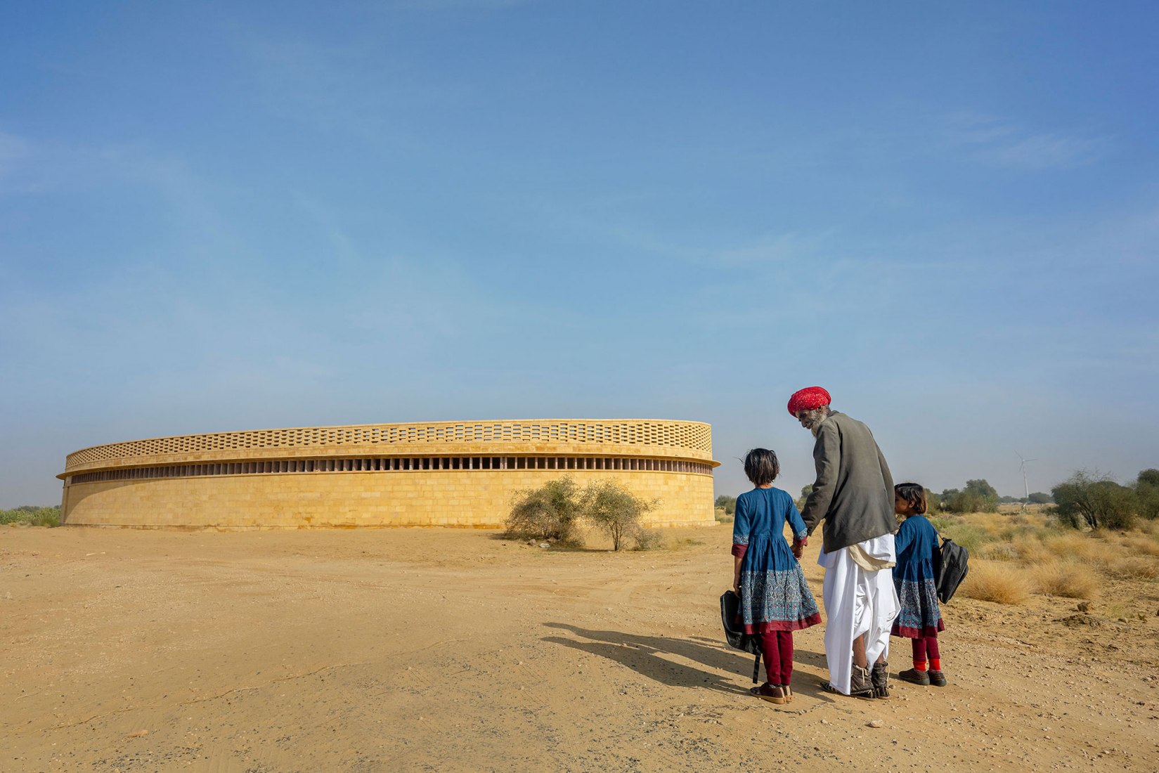 Escuela de niñas Rajkumari Ratnavati por Diana Kellogg Architects. Fotografía por Vinay Panjwani