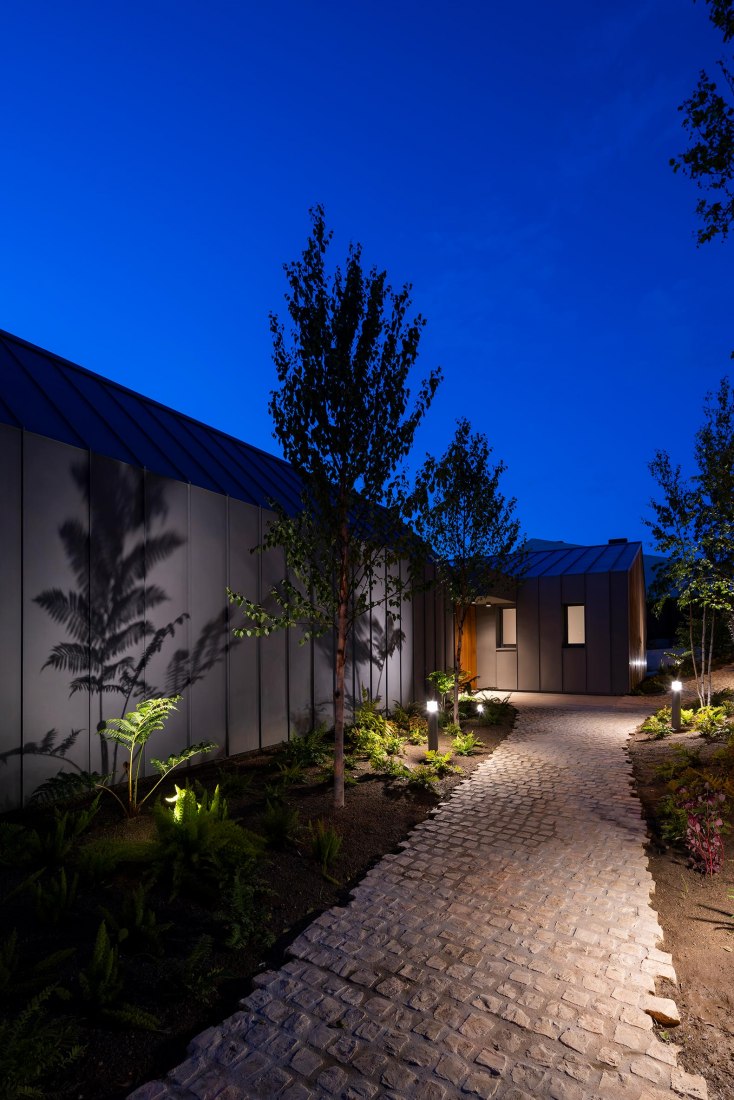Family house AG by Díaz y Díaz Arquitectos. Photograph by Wifre Melendrez