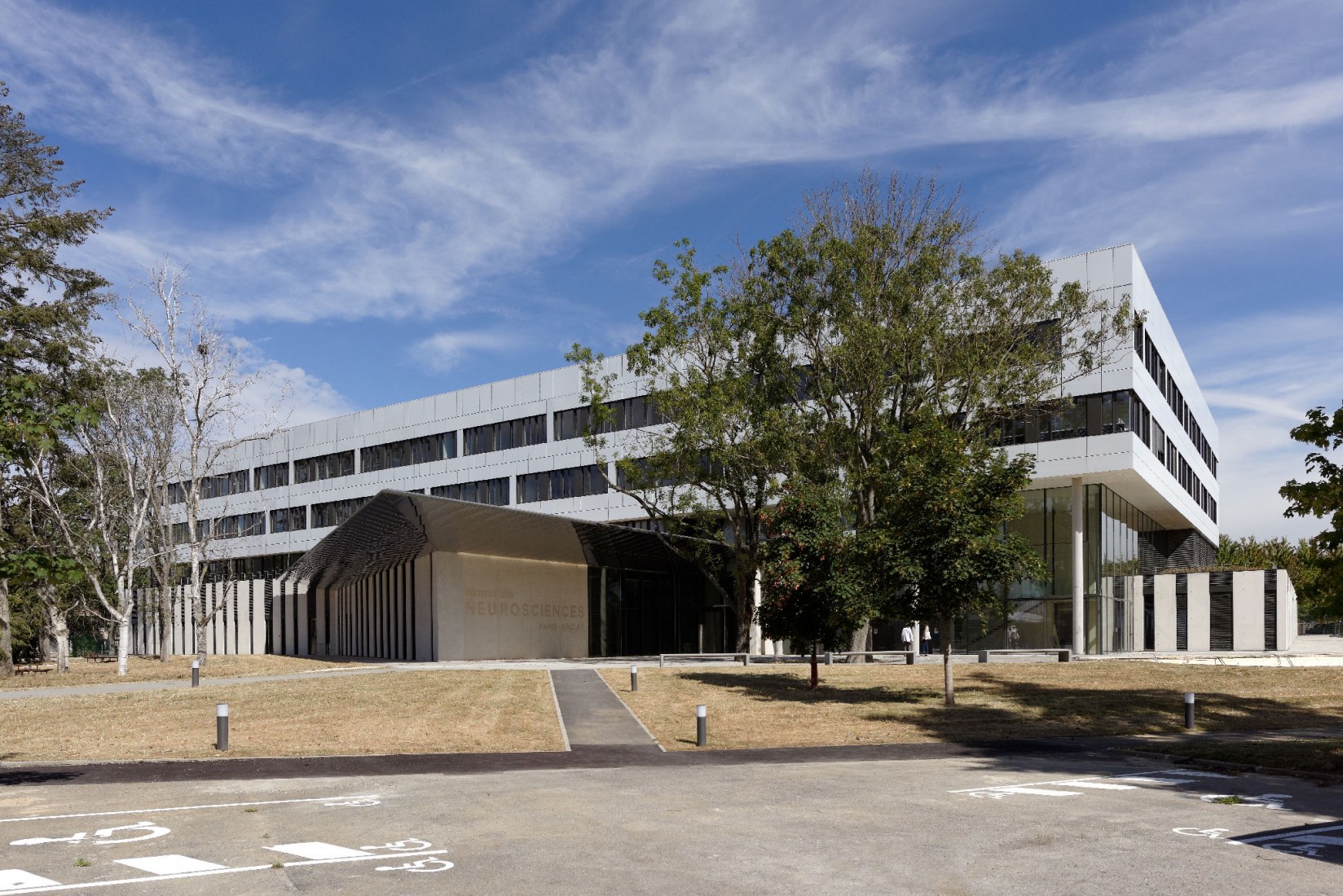 Instituto de Neurociencia por Dietmar Feichtinger Architectes