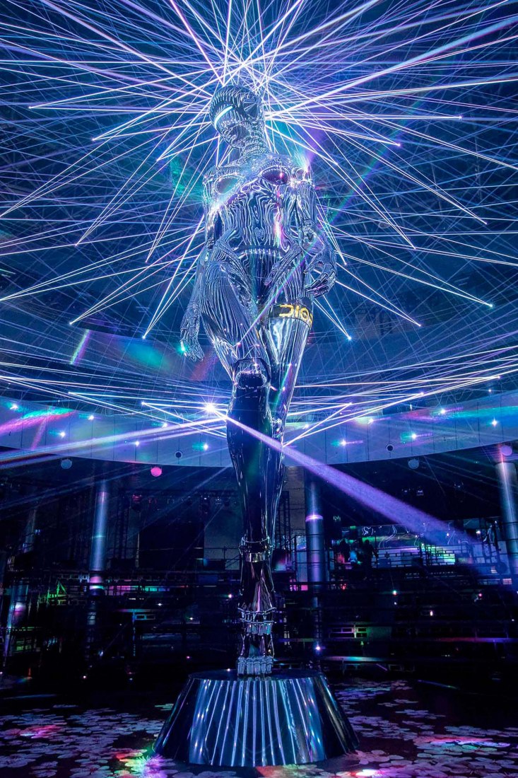 metalocus_dior-robot_hajime-soramaya_07.jpg