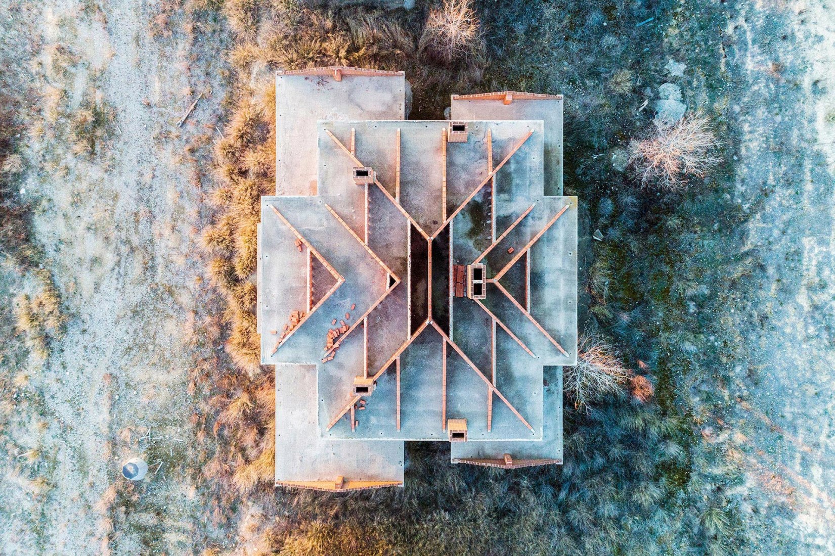 Sand Castles (part II). Winners of DJI Drone Photography Award. Spain’s abandoned houses and the European salt ponds. Photograph © Markel Redondo
