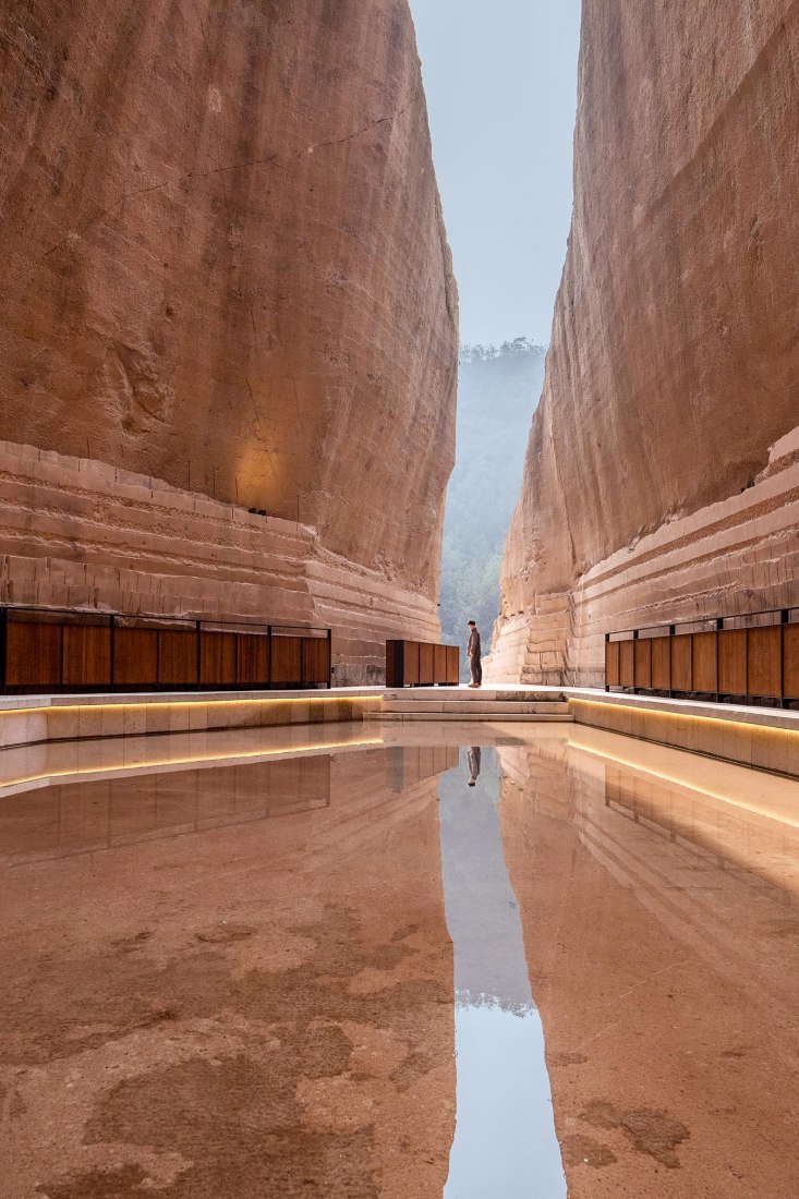 “The Quarry as Stage” by DnA_Design and Architecture. Photography by Wang Ziling / DnA_Design and Architecture.