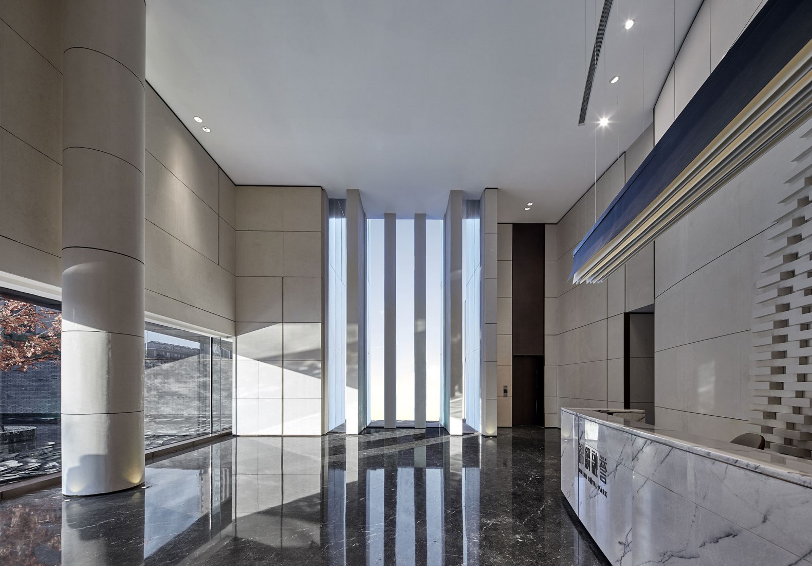 JinLin Royal Park by Do Design Group. Photograph by Zeng jianghe
