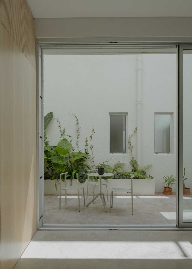 Espacio B by Dodds Estudio. Photograph by Federico Cairoli.