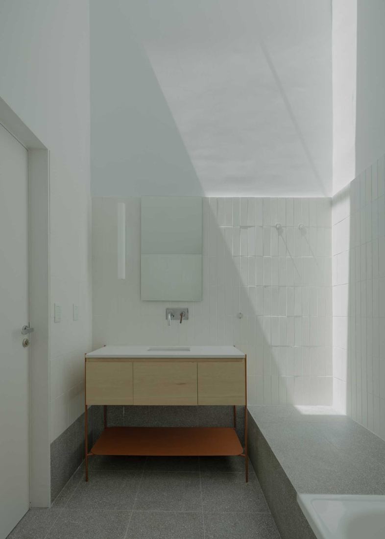Espacio B by Dodds Estudio. Photograph by Federico Cairoli.