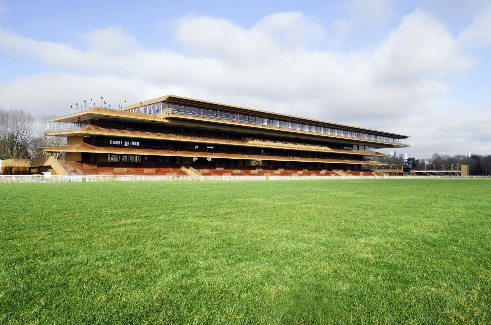 The new Longchamp Racecourse in Paris by Dominique Perrault Architecture. Photo © Dominique Perrault Architecte/Adagp.