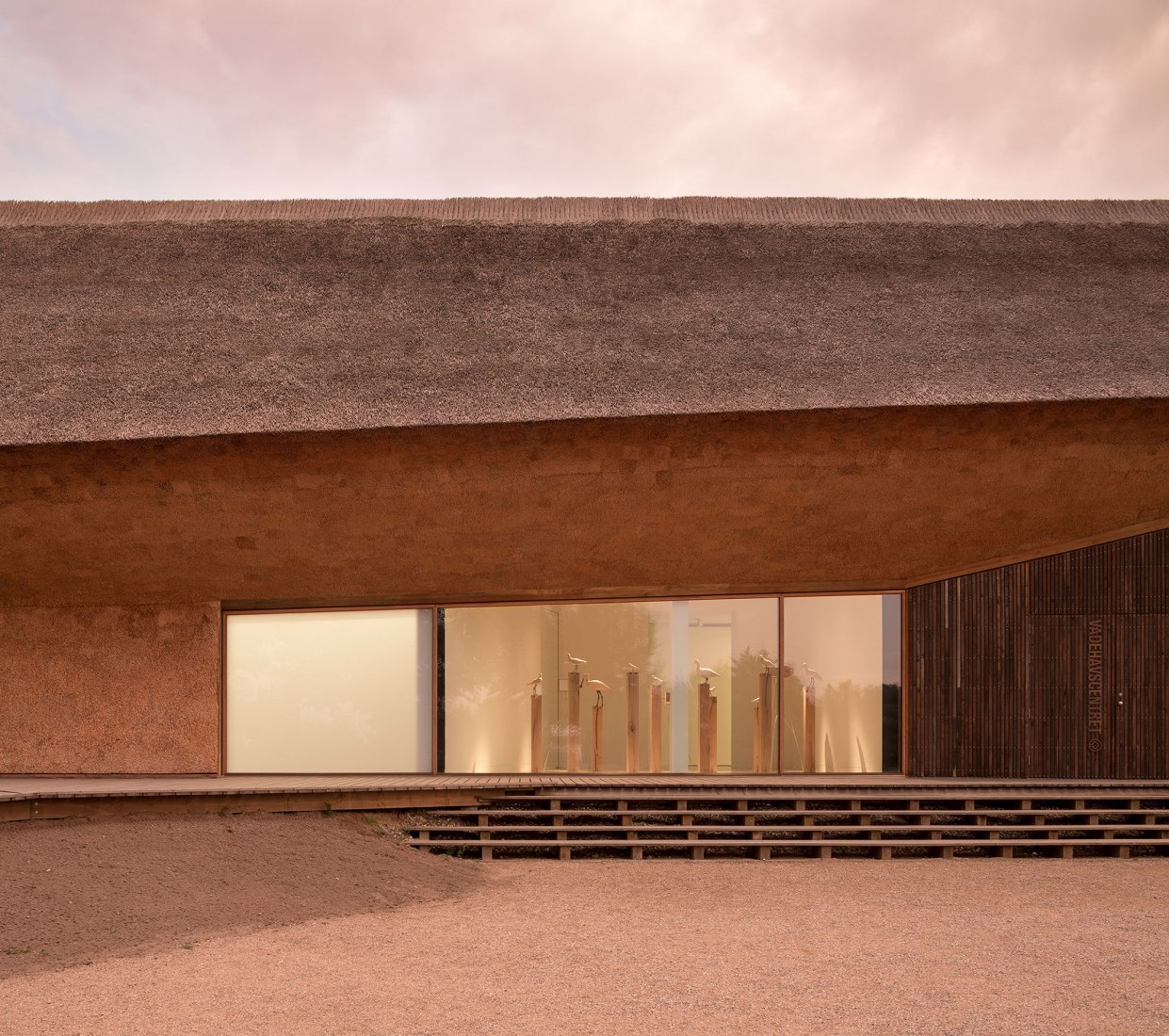 Centro de interpretación del Mar de Wadden por Dorte Mandrup. Fotografía por Adam Mørk.