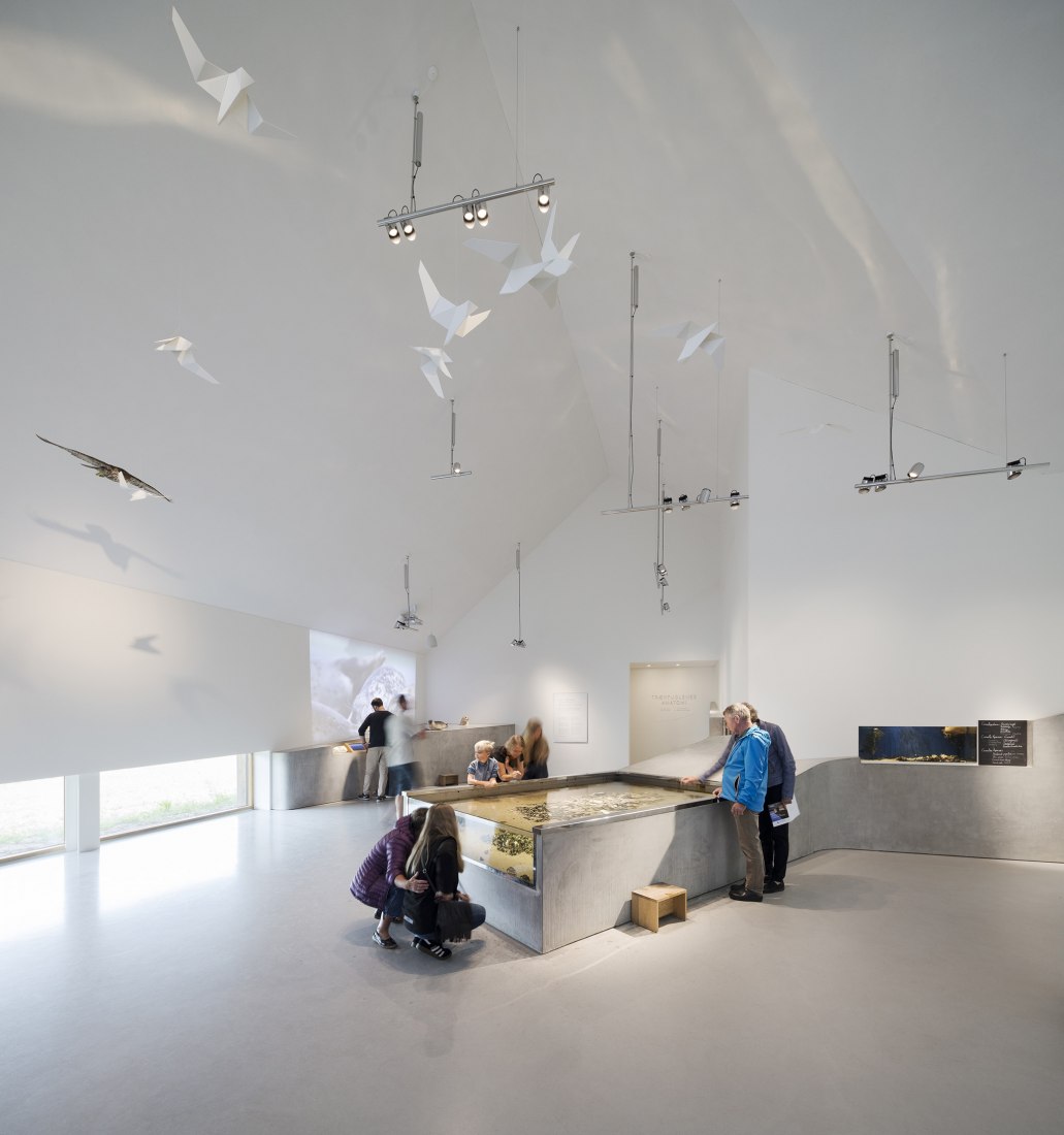 Centro de interpretación del Mar de Wadden por Dorte Mandrup. Fotografía por Adam Mørk.