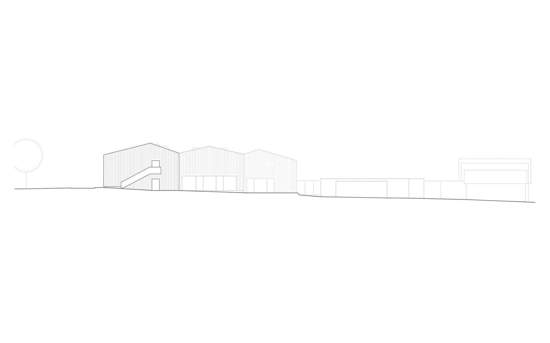Alzado sur. Escuela de primaria y jardín de infancia por DREI ARCHITEKTEN.