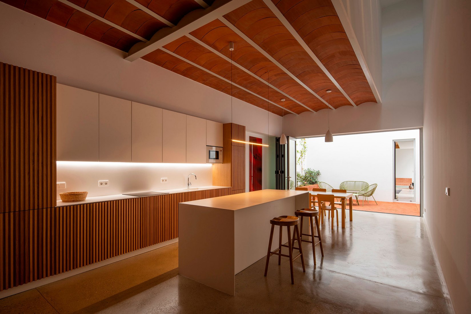 Casa WIIK por DTR_studio architects. Fotografía por Juanan Barros.