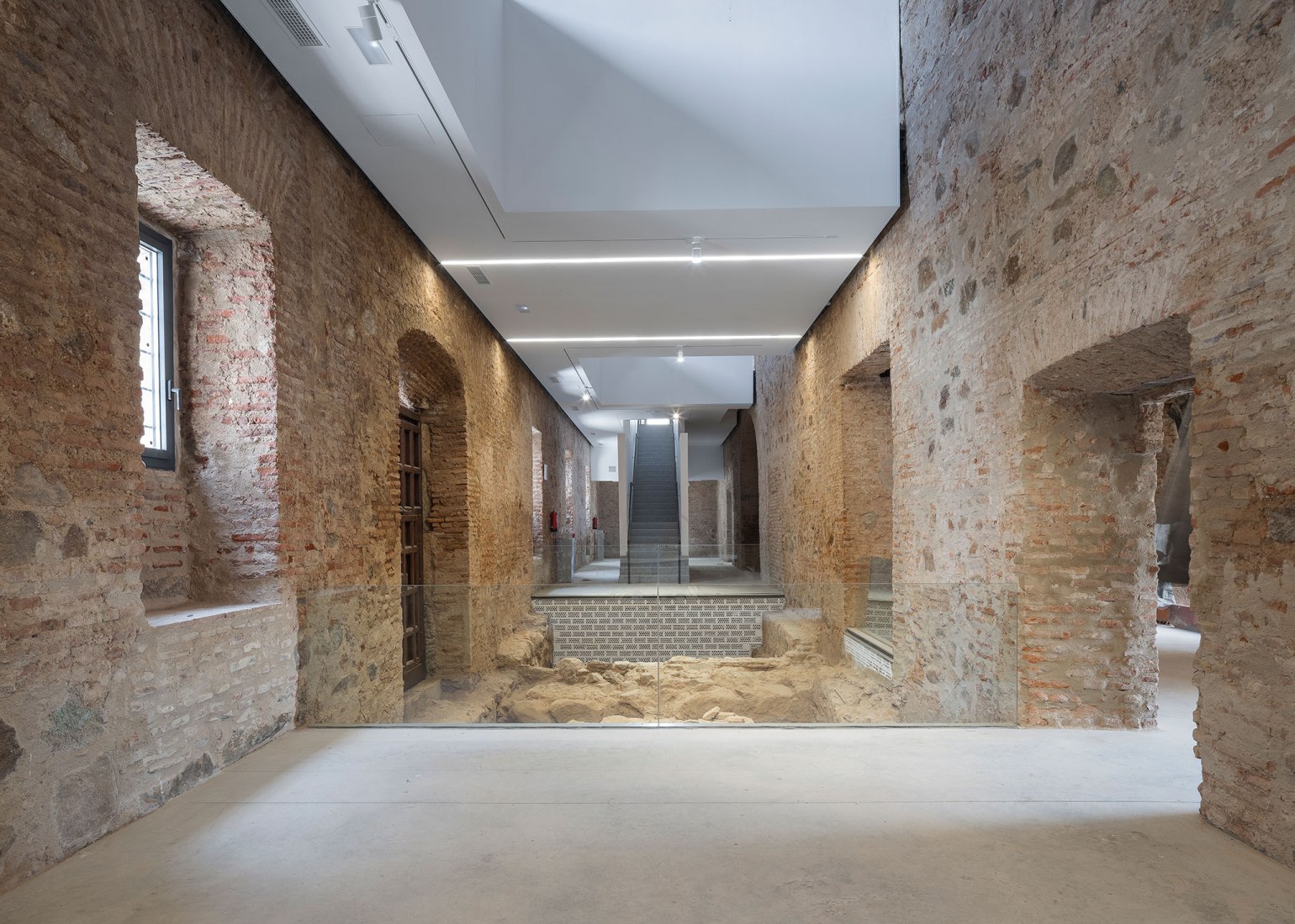 Renovation and conditioning of the Jesuit College by DUNAR arquitectos + TRAX. Photograph Nicolás Yazigi.