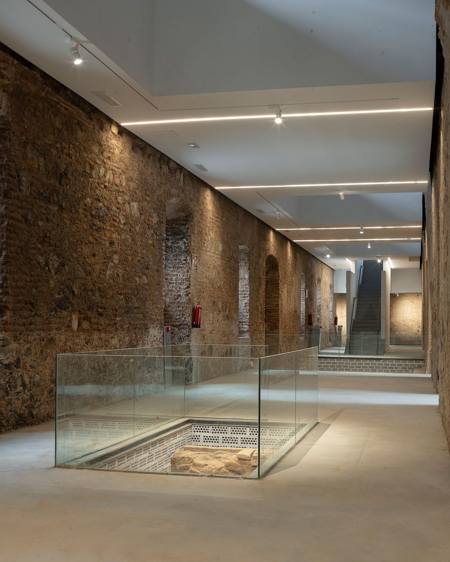 Renovation and conditioning of the Jesuit College by DUNAR arquitectos + TRAX. Photograph Nicolás Yazigi.