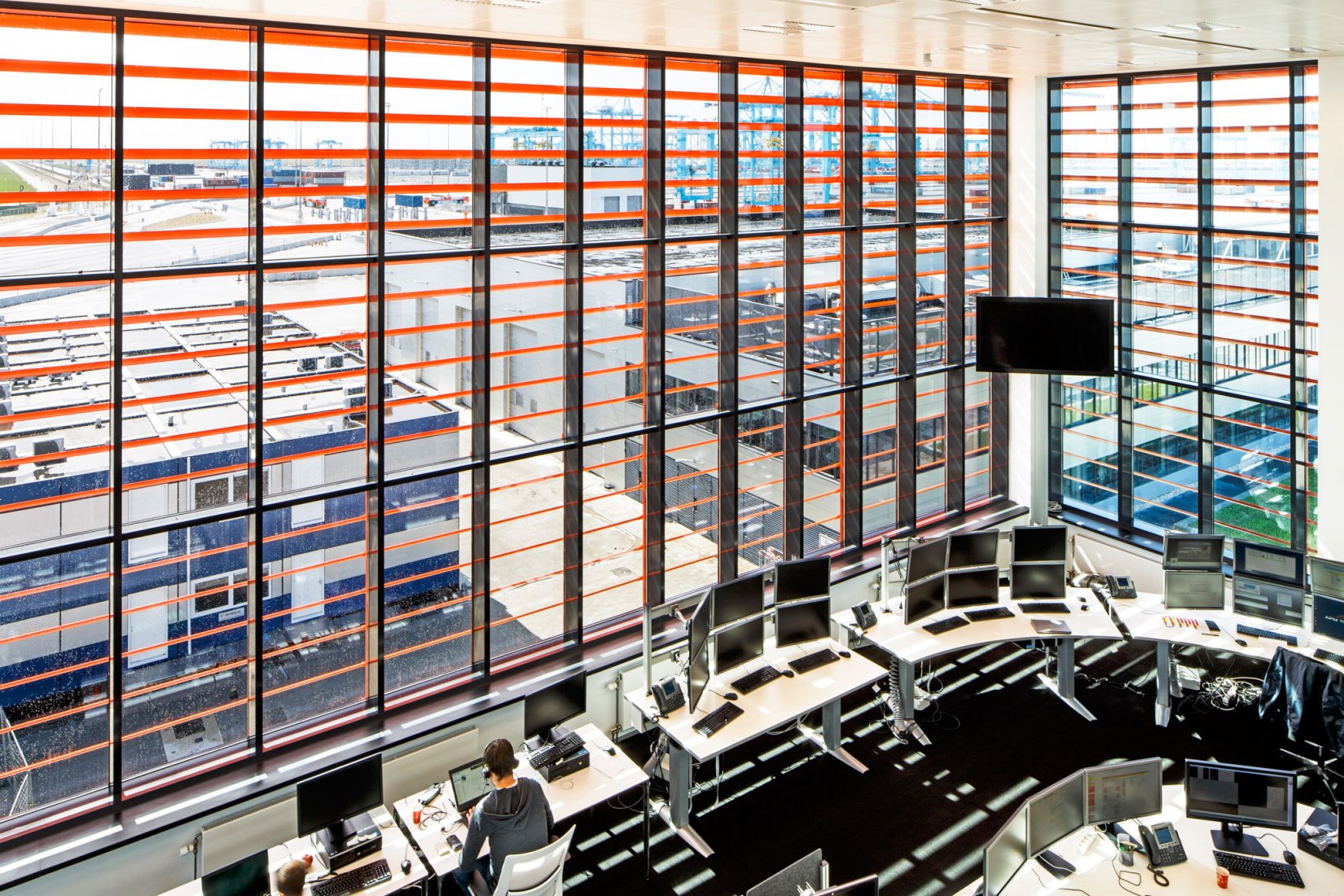 Remote control room, APM office terminal building Rotterdam. Photo by Nelleke de Vries