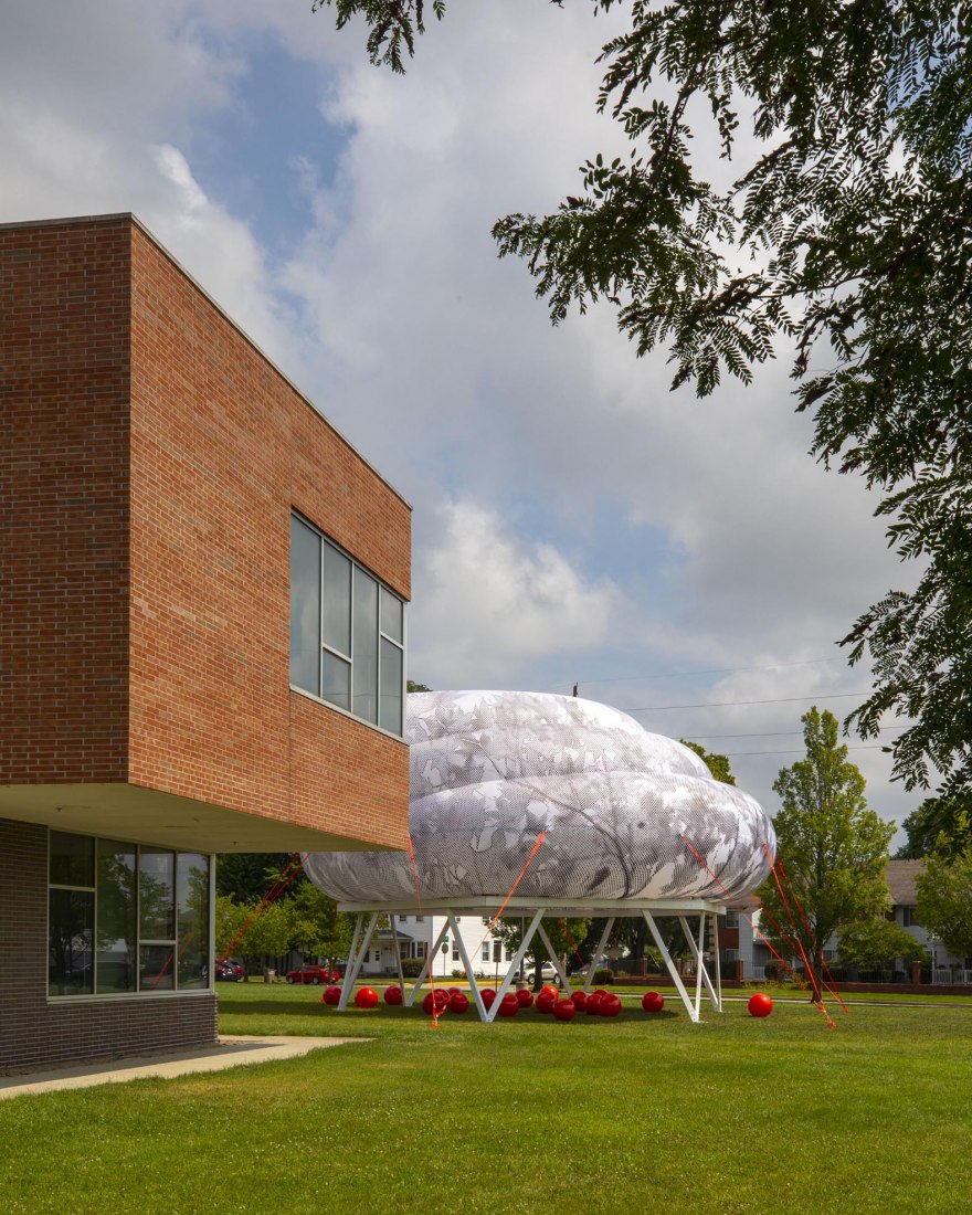 CLOUDROOM. Bioclimatic Outdoor Classroom by Ecosistema Urbano. Photograph by Hadley Fruits