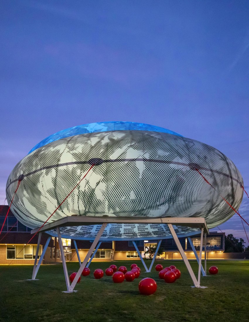 CLOUDROOM. Bioclimatic Outdoor Classroom by Ecosistema Urbano. Photograph by Hadley Fruits