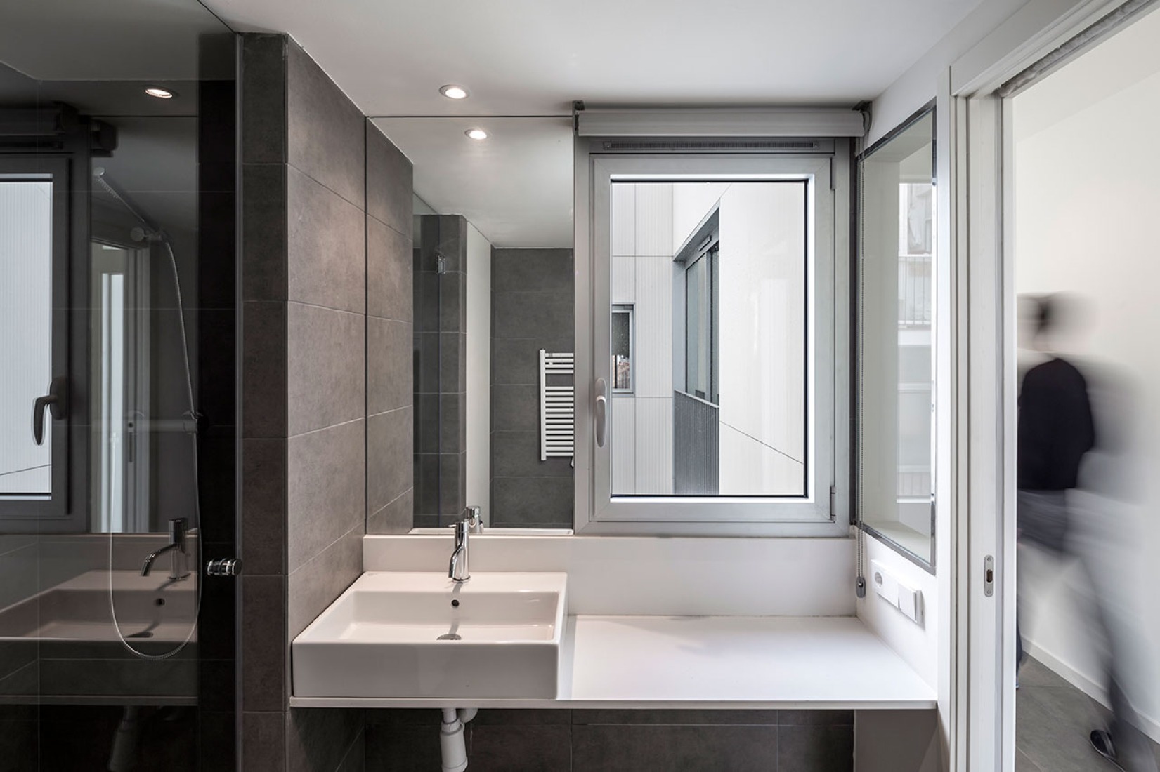 Inside view. Arizala's building by AVA Studio scp. Photograph © Simón García. Courtesy of AVA Studio scp.