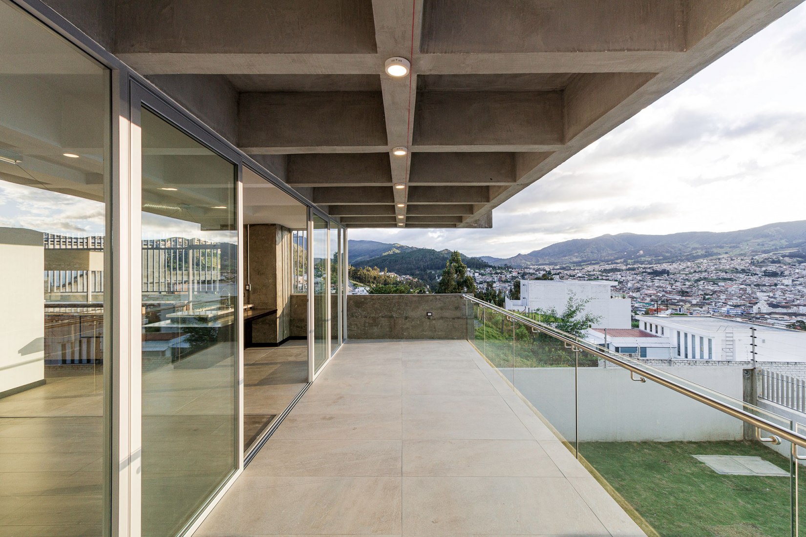 Casa D4 por Edwin Hurtado + Holger Cuadrado. Fotografía por Holger Cuadrado.