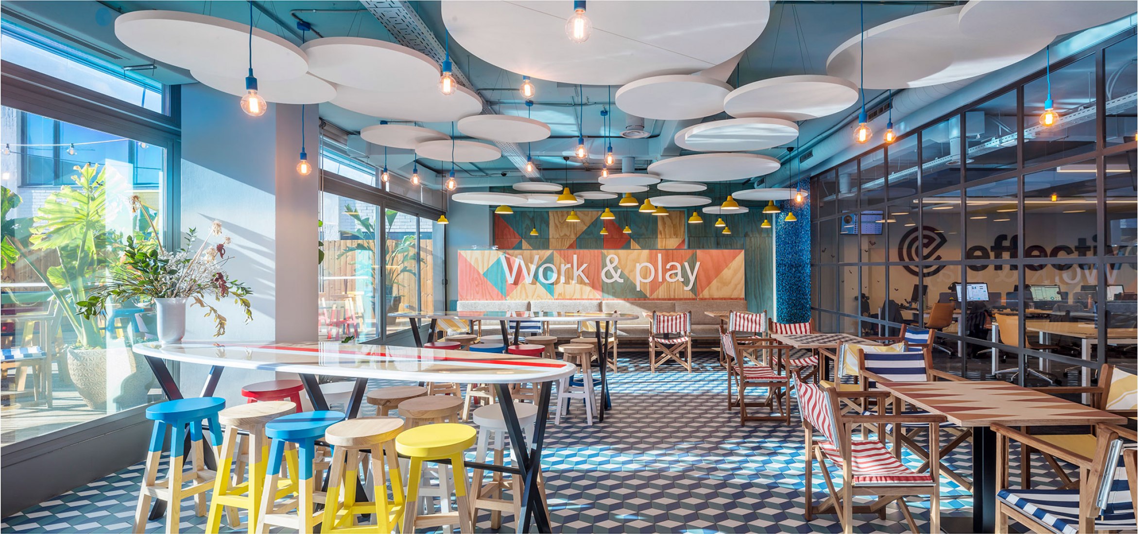 Effective Communication Offices by El Equipo Creativo. Photograph by Adrià Goula