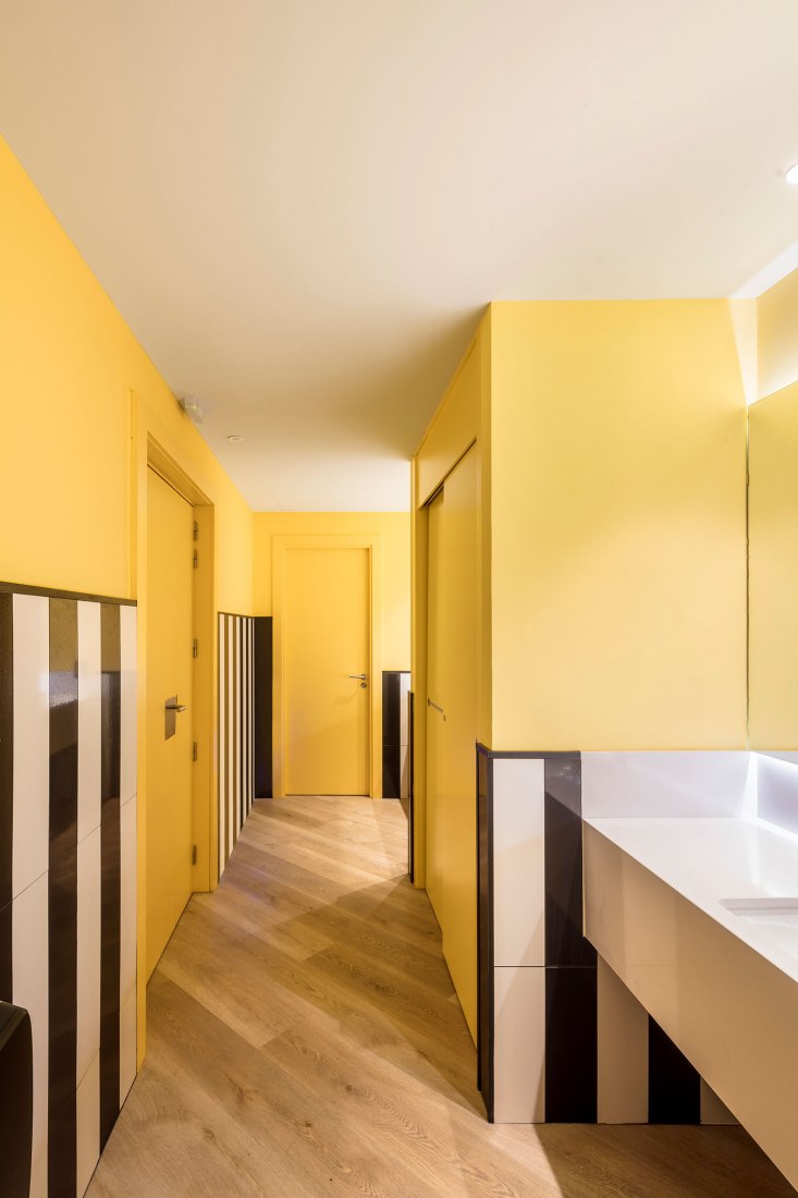 Effective Communication Offices by El Equipo Creativo. Photograph by Adrià Goula