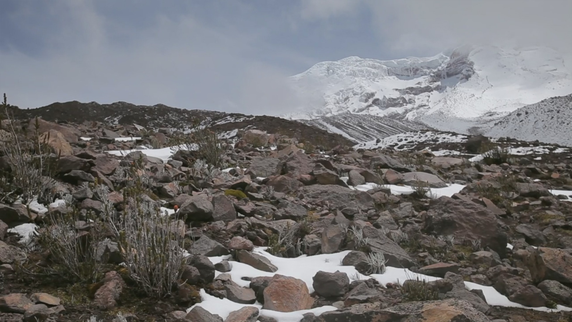 Video screenshot. El Último Hielero - The Last Ice Merchant.